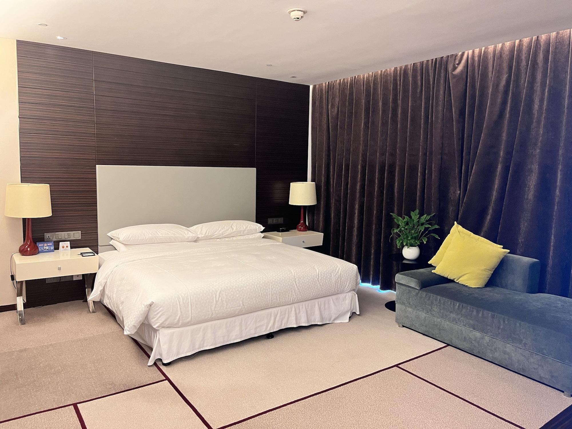 מלון טאיצ'ז'ו Wyndham Garden Yuhuan Downtown מראה חיצוני תמונה