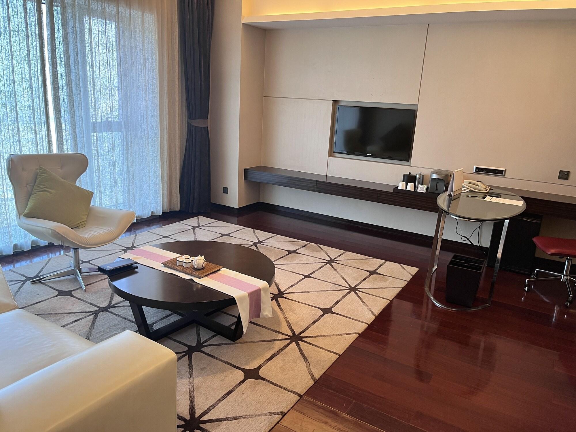 מלון טאיצ'ז'ו Wyndham Garden Yuhuan Downtown מראה חיצוני תמונה