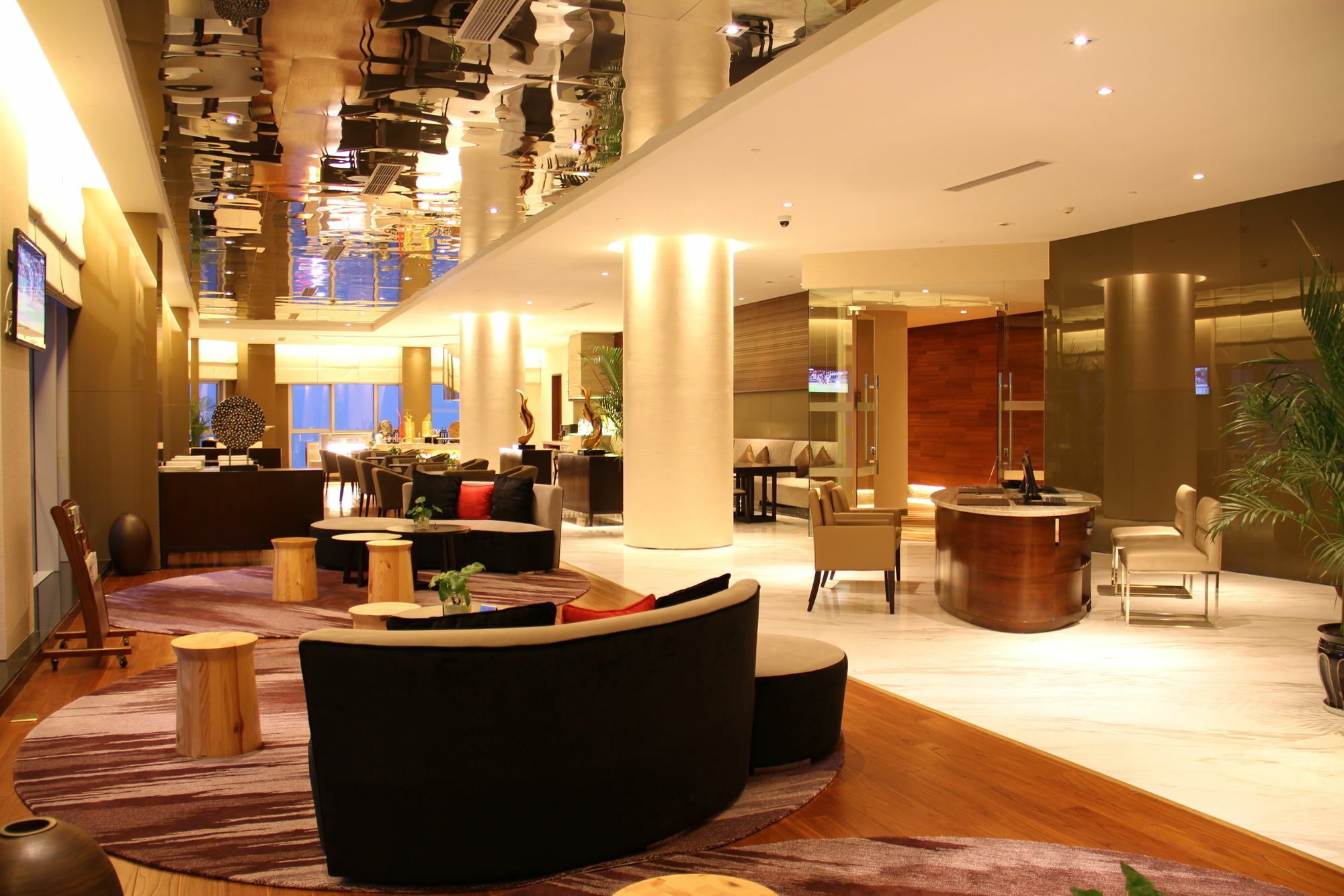 מלון טאיצ'ז'ו Wyndham Garden Yuhuan Downtown מראה חיצוני תמונה